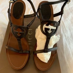 Gucci wedge!